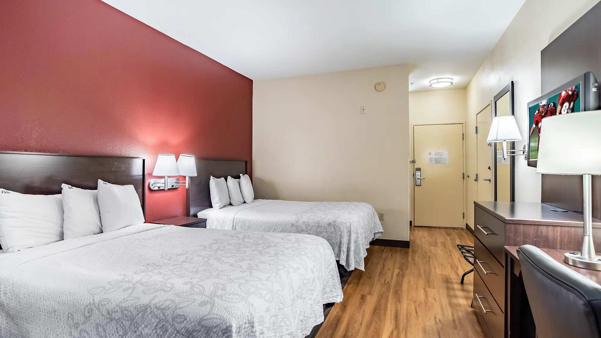 Red Roof Inn Plus+ Tempe - Phoenix Airport Hotel